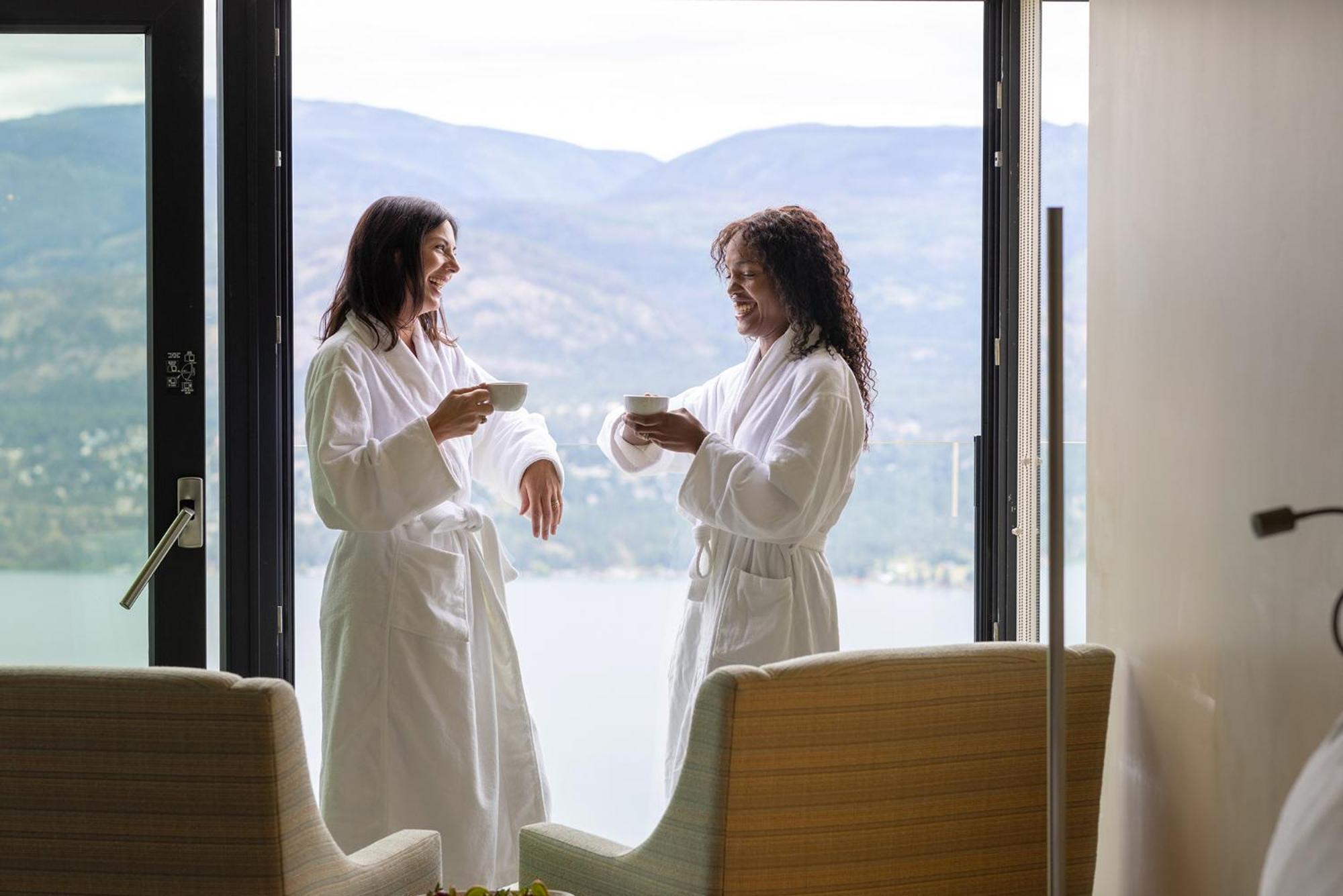Sparkling Hill Resort And Spa - Adults-Only Resort Vernon Dış mekan fotoğraf
